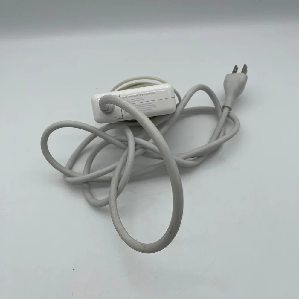 Apple 85W MagSafe 2 Power Adapter MacBook Pro Charger A1424 White OEM